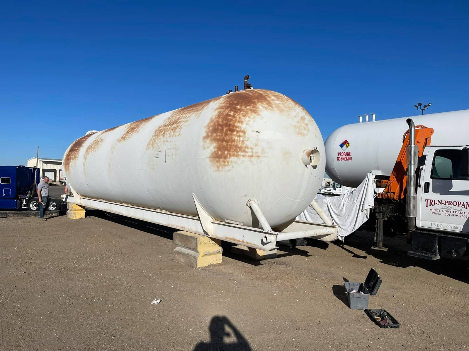 Buy 18000 Gallon Skid Tanks Online ASME Storage Skids Tanks - Image 4